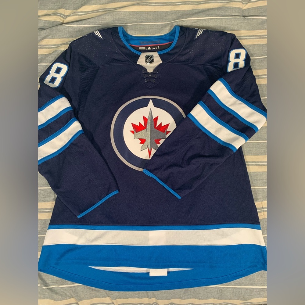 Winnipeg Jets NWOT Authentic Jersey